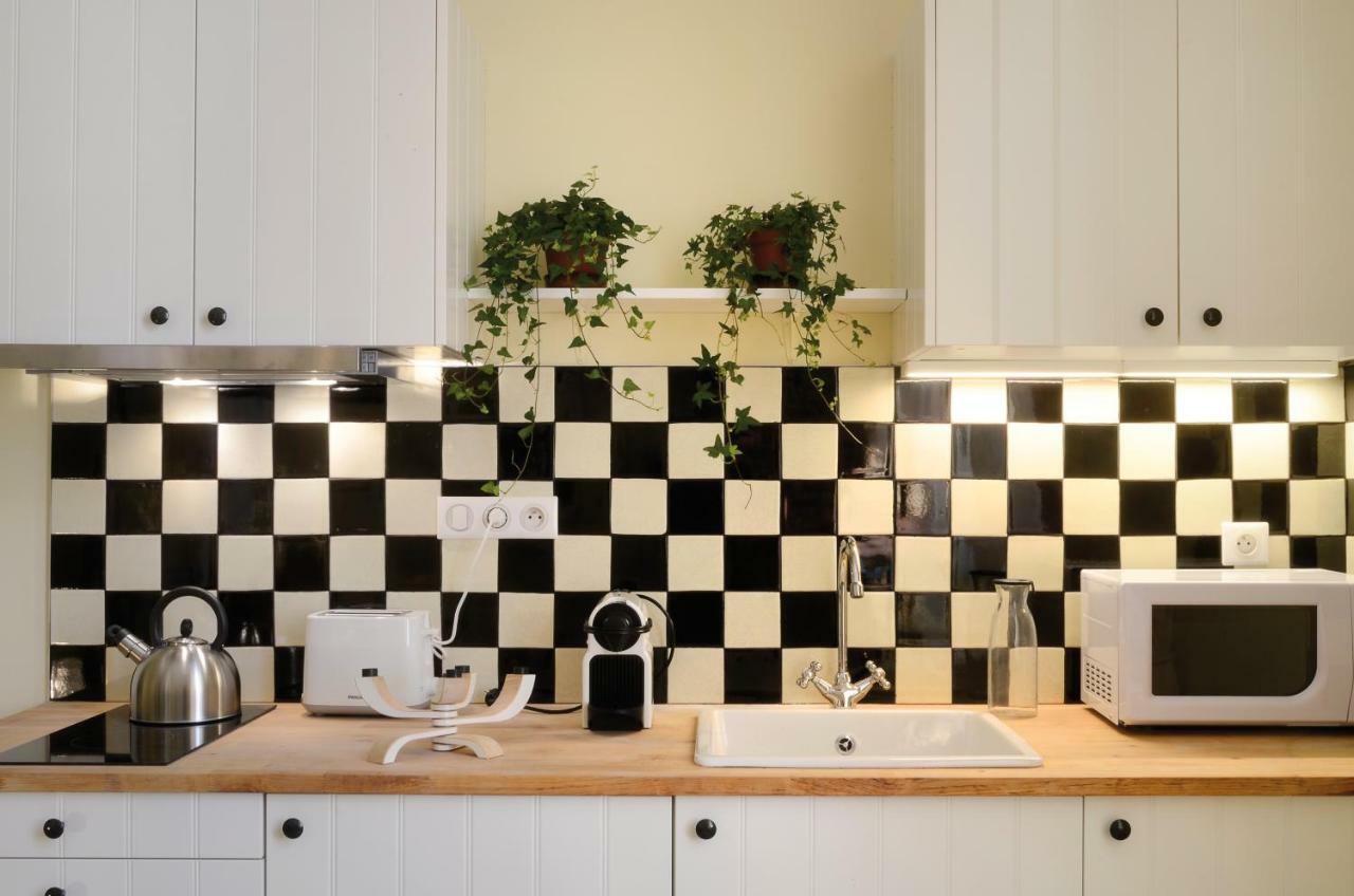 La Tour Bouigas Apartment ลีล-ซูร์-ลา-ซอร์ก ภายนอก รูปภาพ